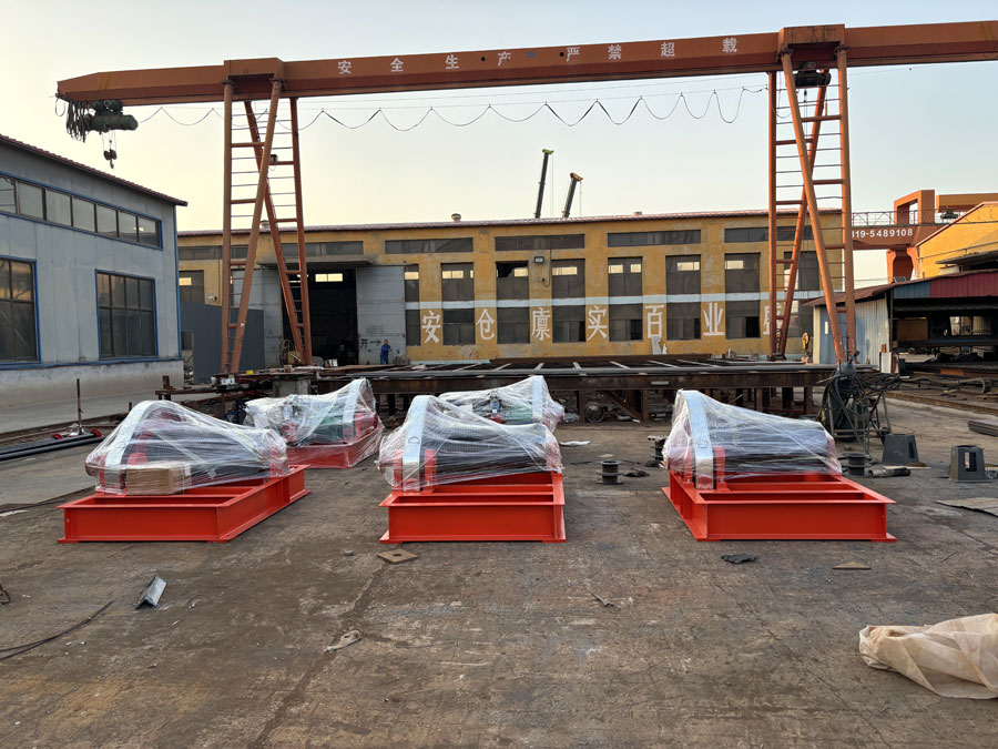 卷?yè)P(yáng)啟閉機(jī)發(fā)貨